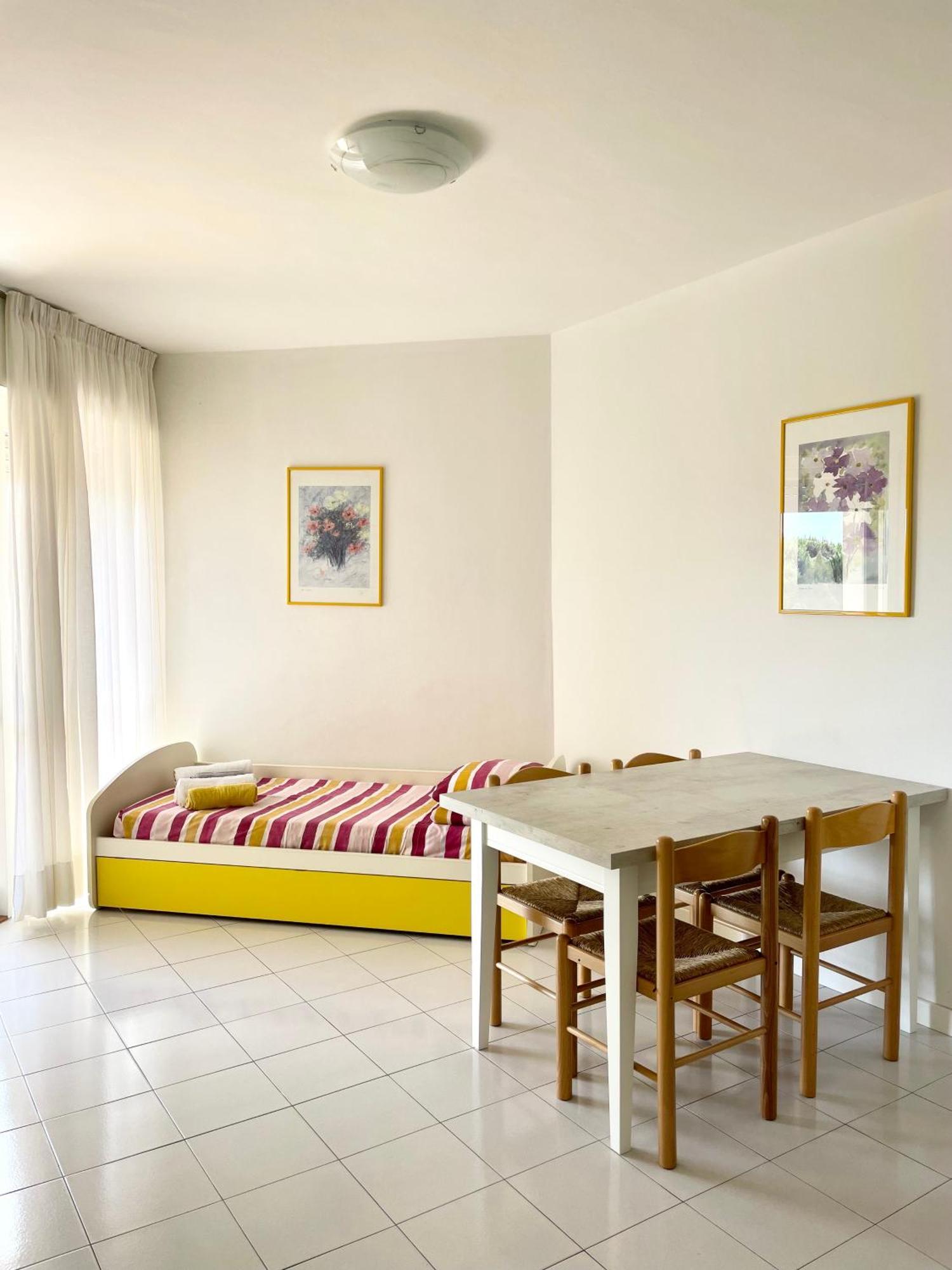 Residence Cristallo 4H Lignano Sabbiadoro Exterior foto